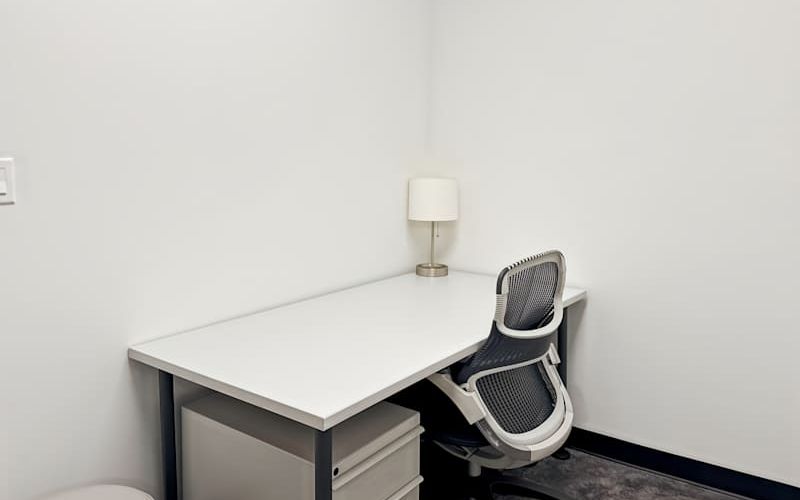 40 E Huron St, Chicago Image 1