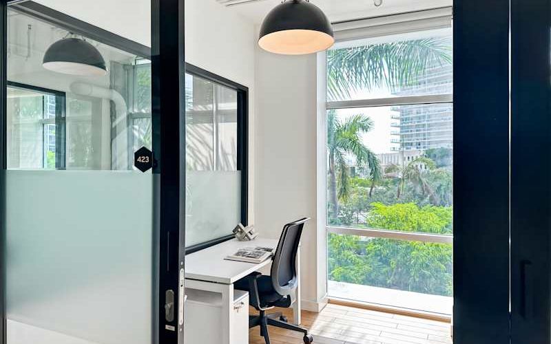 429 Lenox Ave, Miami Image 4