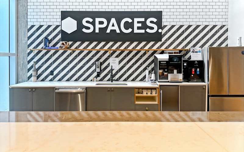 429 Lenox Ave, Miami Image 10