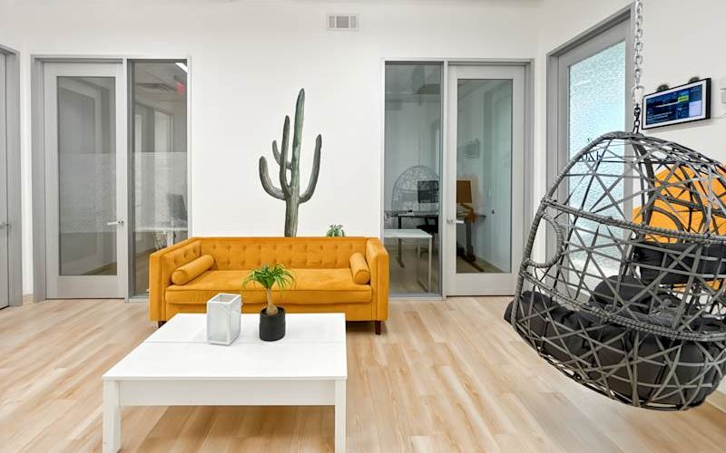 8990 Kirby Dr, Houston Image 3