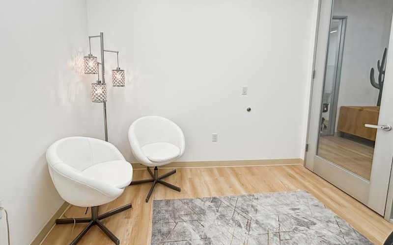 8990 Kirby Dr, Houston Image 4