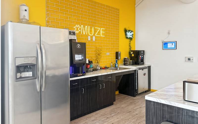 8990 Kirby Dr, Houston Image 10