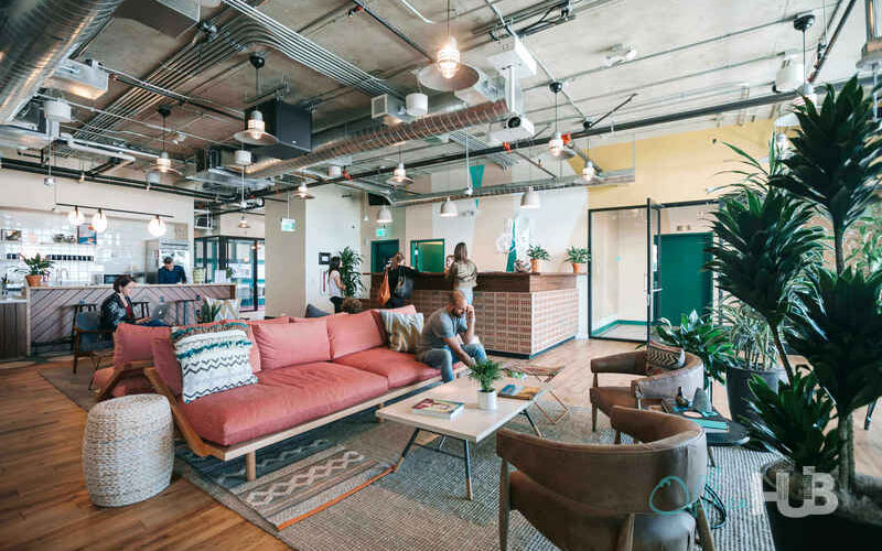 925 N La Brea Avenue, Los Angeles Image 1