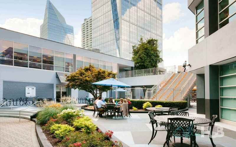 3340 Peachtree Rd Ne, Atlanta Image 1