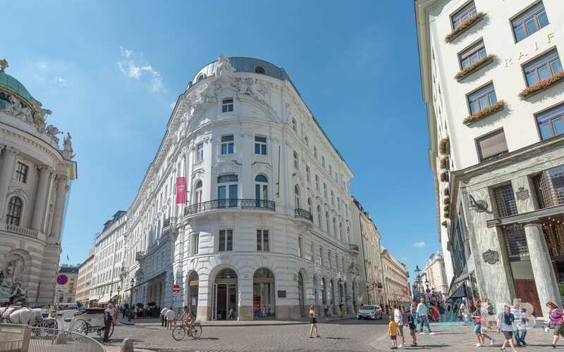 Le Palais, Vienna Image 6