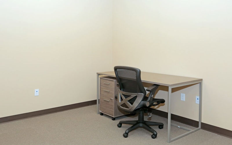 125 Michael Drive, Syosset Image 10