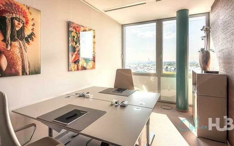 1 Dreischeibenhaus, Dusseldorf Image 5