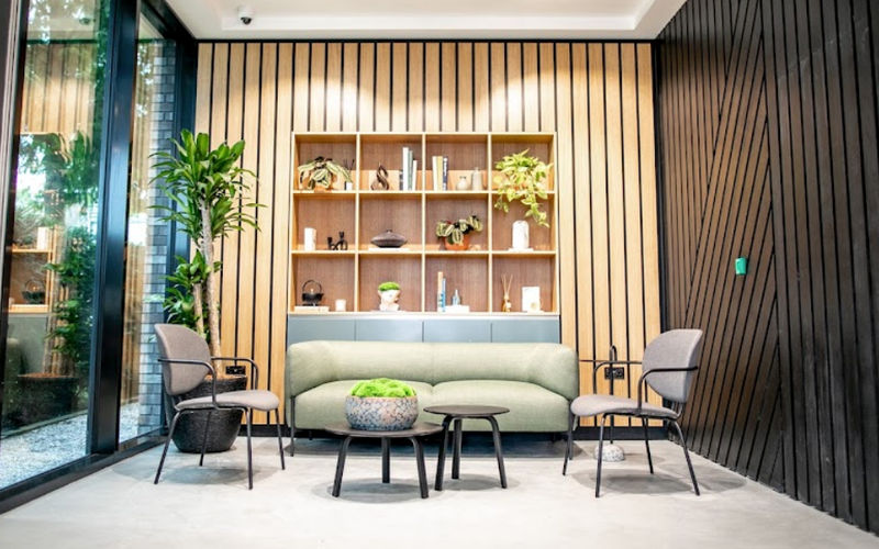 100 Bollo Lane, London Image 4