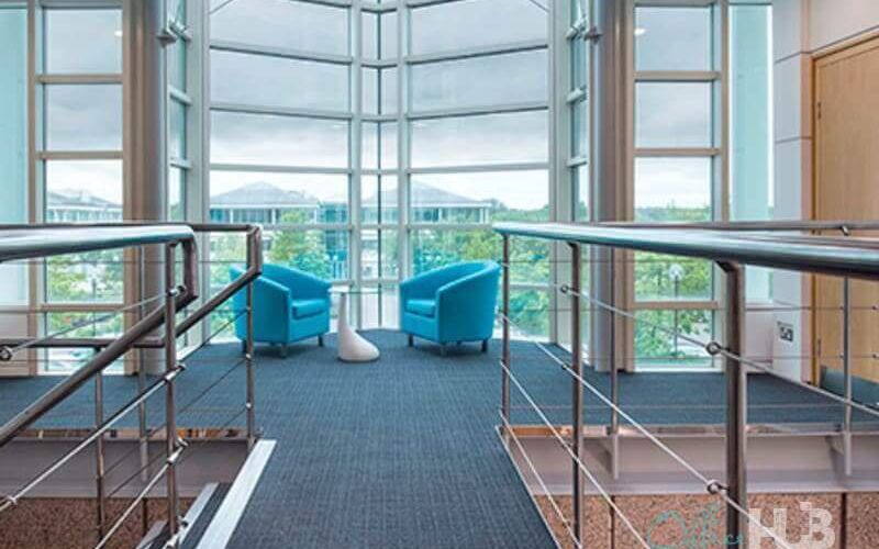 400 Pavillion Drive, Northampton Image 6