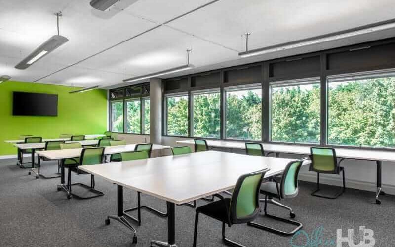 110 Butterfield, Great Marlings Image 6