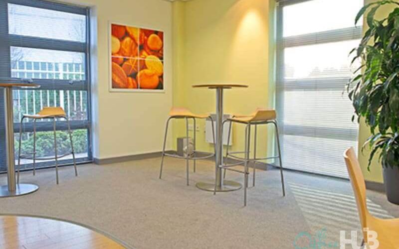 Oakfield Close, Tewkesbury Image 9