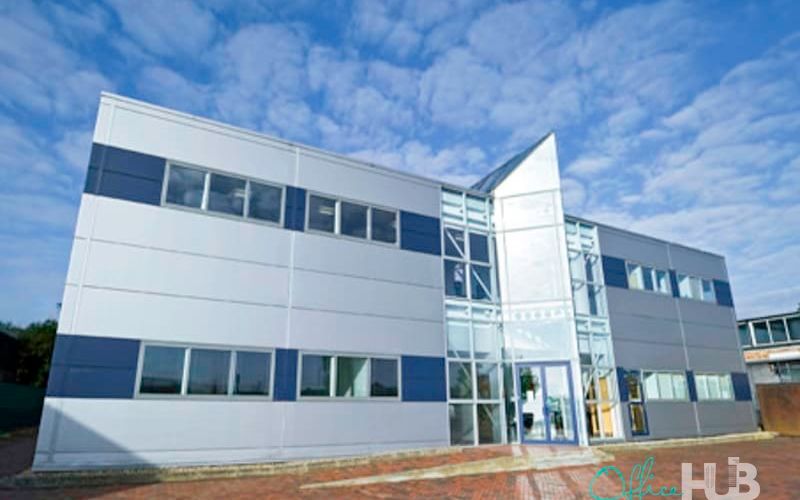 39 Mark Road, Hemel Hempstead Image 1