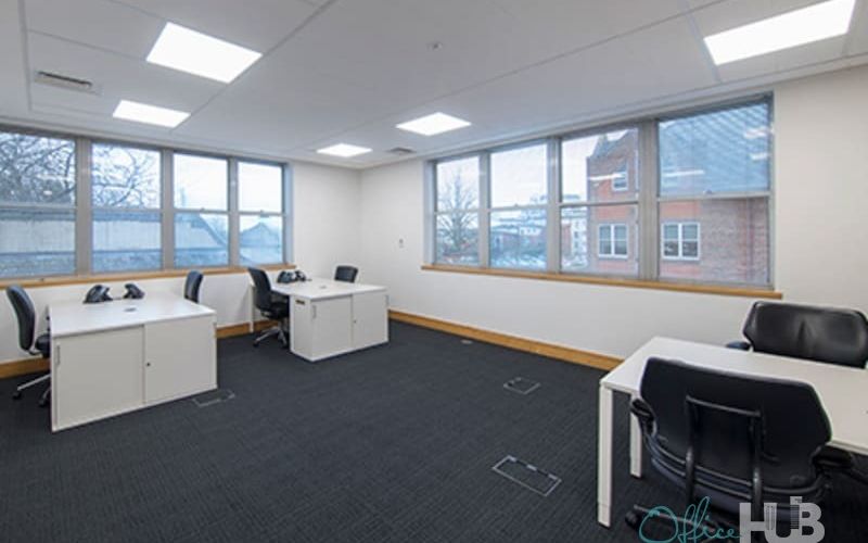 2 Victoria Square, St Albans Image 2