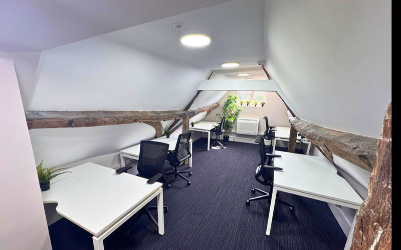 Cornerhall, Hemel Hempstead Herts Image 2