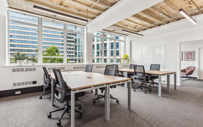 11 Glenthorne Road, Hammersmith Image 1