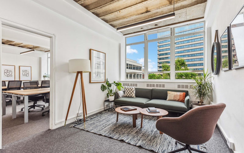 11 Glenthorne Road, Hammersmith Image 3