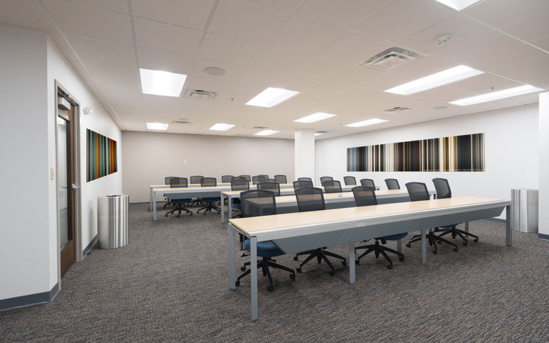 400 Chesterfield Center, Chesterfield Image 1