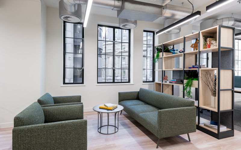 120 Cannon Street, Greater London Image 6