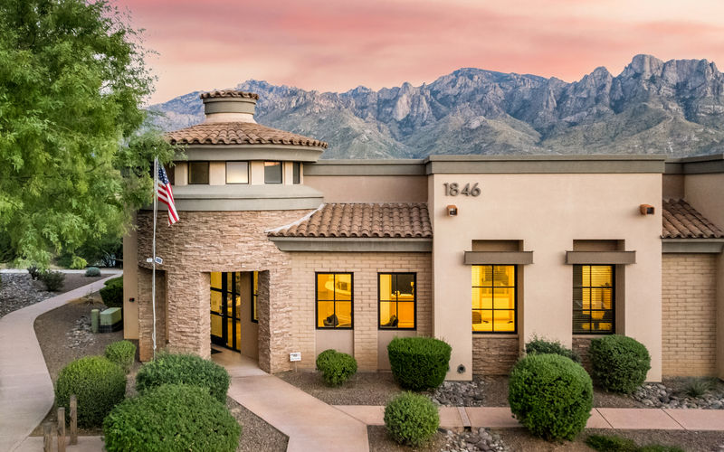 1846 E Innovation Park Dr, Oro Valley Image 9