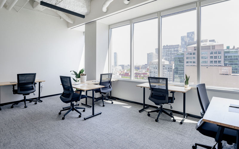 30 Adelaide Street East, Toronto Image 3