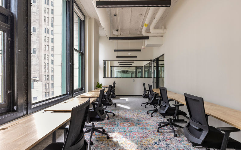 24 East Washington Street, Chicago Image 1