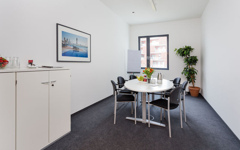 1 Uberseeallee, Hamburg Image 4