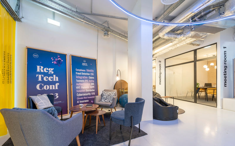 12 Avenida Duque De Loule, Lisbon Image 8