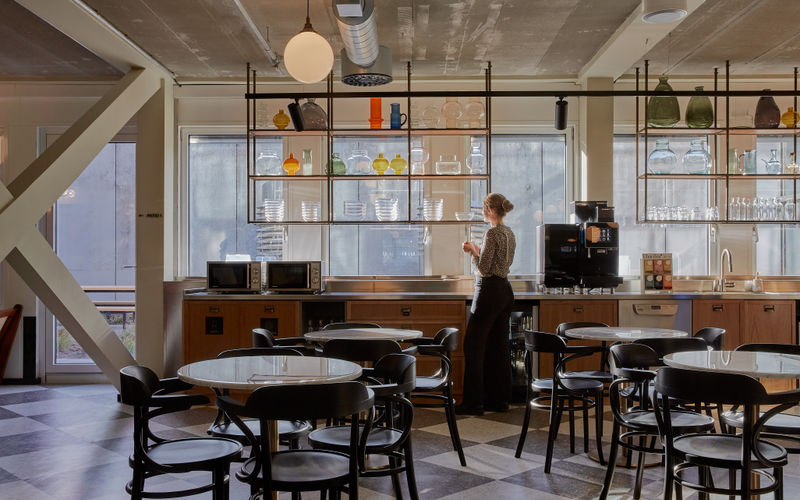 Uhlandstrasse 32, Berlin Image 3