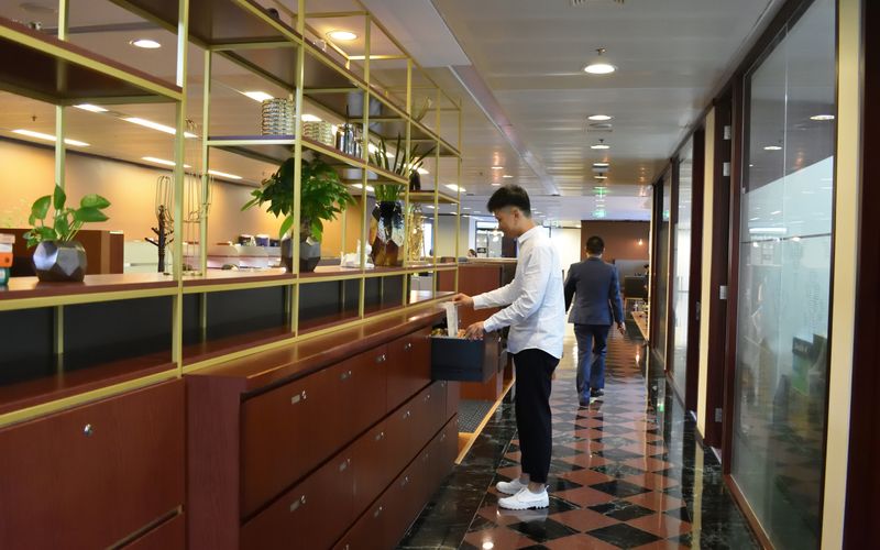 33 Hua Yuan Shi Qiao Road, Shanghai Image 7