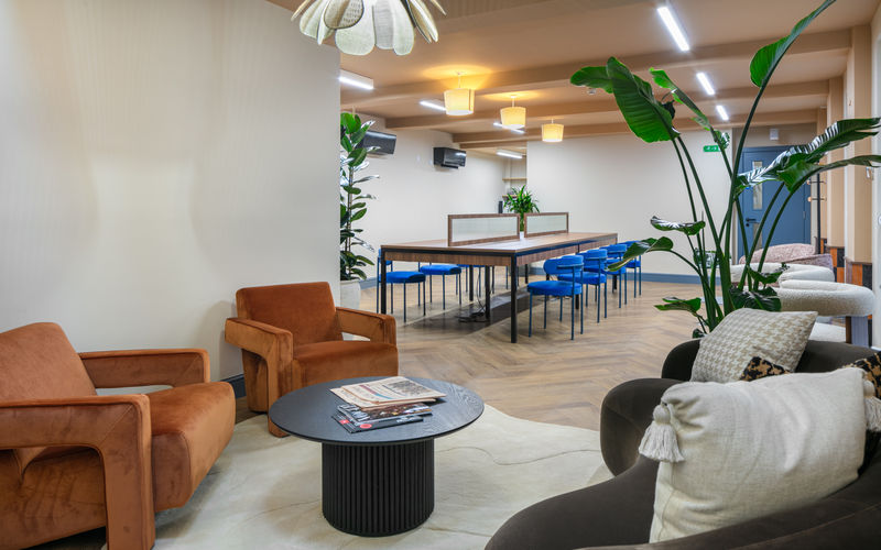 34-36 Queen Anne Street, London Image 8