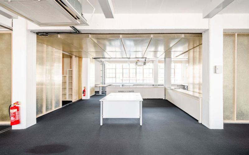 35-47 Bethnal Green Road, Bethnal Green Image 3