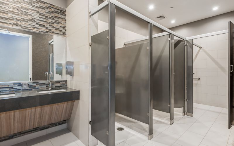 511 Ocean Ave, Massapequa Image 10