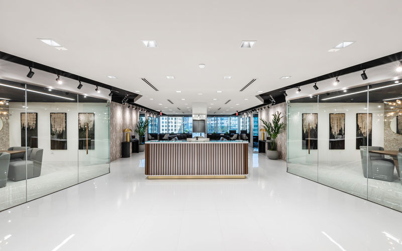 3379 Peachtree Rd Ne, Atlanta Image 1