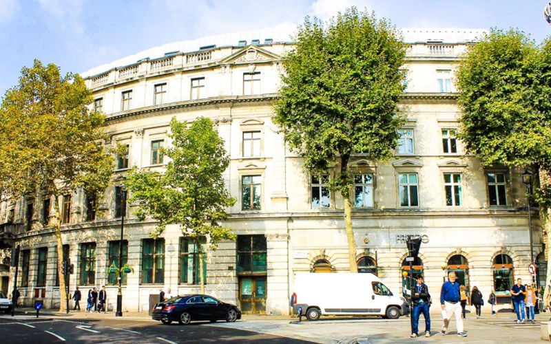 22 Charing Cross Road, Covent Garden Image 1