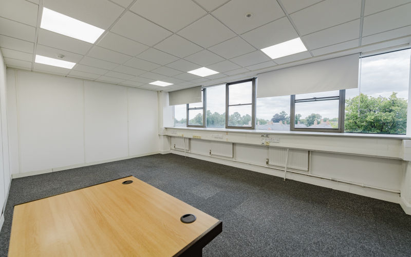 90-92 Butt Road, Essex Image 4