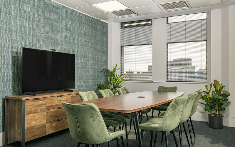 5 Henry Plaza, Woking Image 5