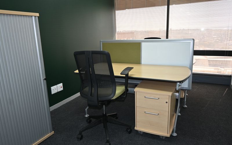 24 Owl Street, Johannesburg Image 3