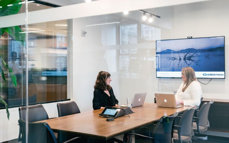 215 Park Avenue South, New York Image 1