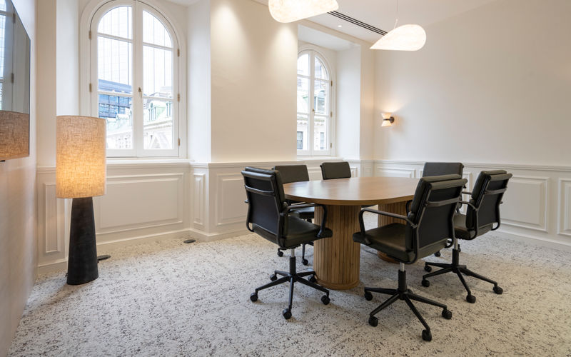 33-35 Cornhill, Greater London Image 1