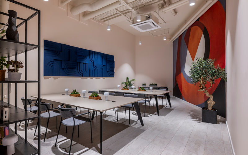 22 Ash Ave, London Image 11