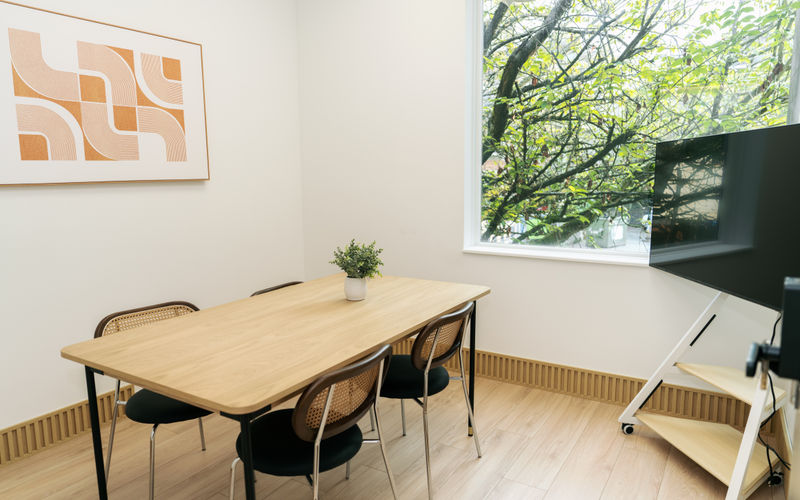 1128 West Broadway, Vancouver Image 2