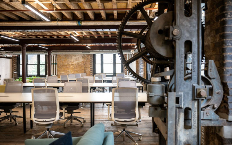 Blossom St, London Image 2