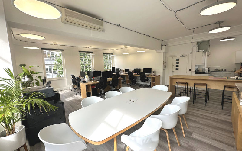 44 Charlotte Street, Greater London Image 5