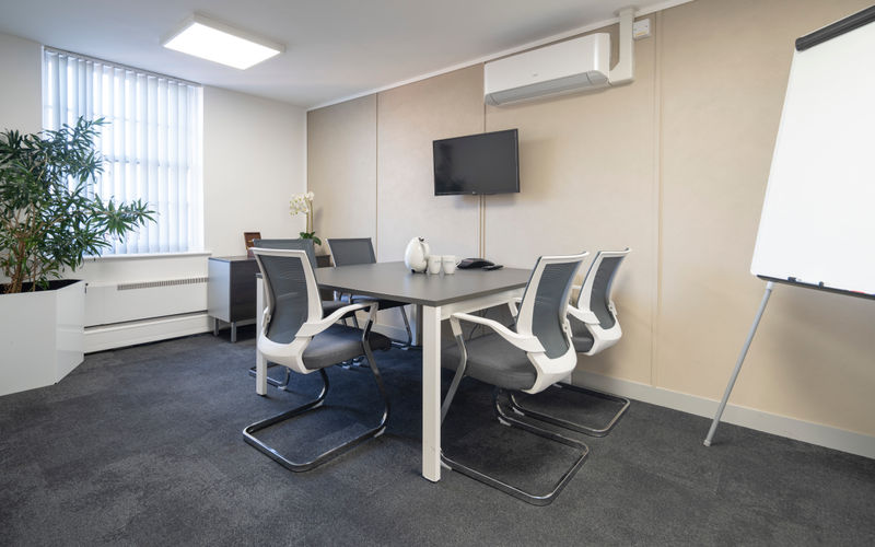 69-75 Boston Manor Road, Greater London Image 4