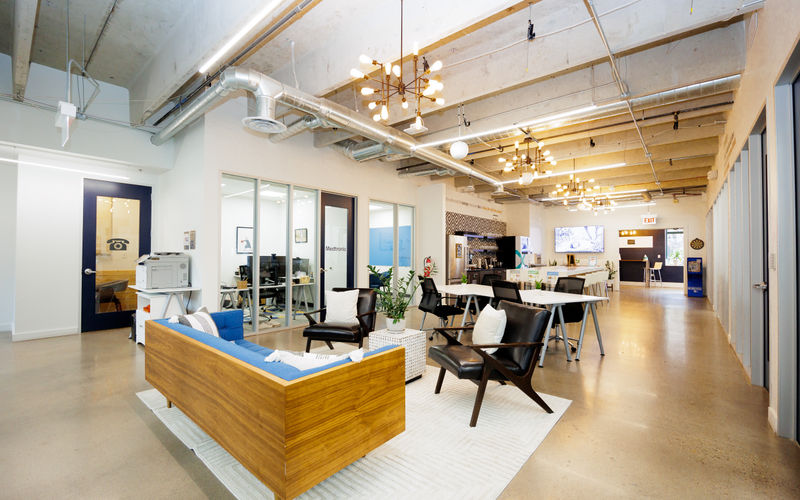 1495 Canyon Boulevard, Boulder Image 1