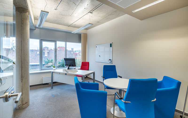 Kacsa Utca, Budapest Image 4