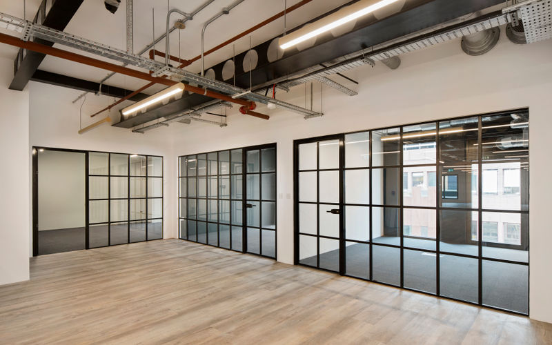 10-12 Alie Street, Greater London Image 4