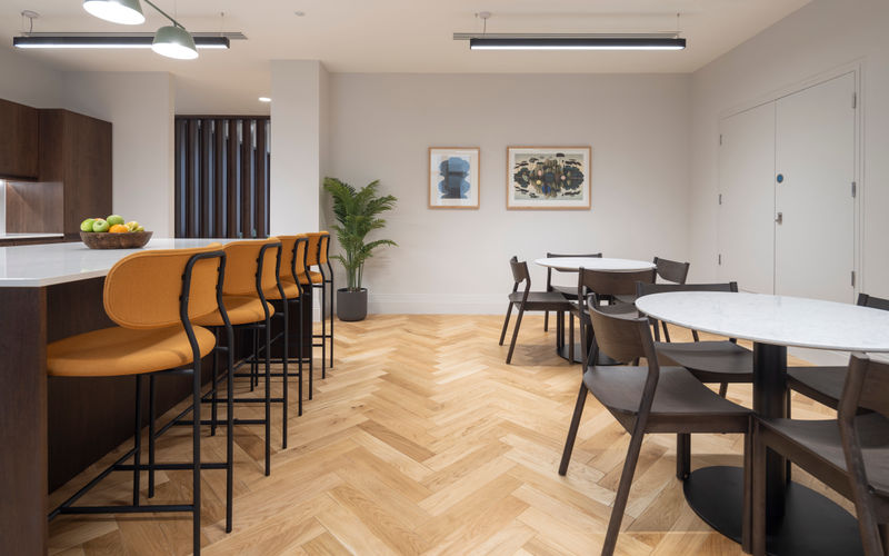 10 Throgmorton Avenue, London Image 1