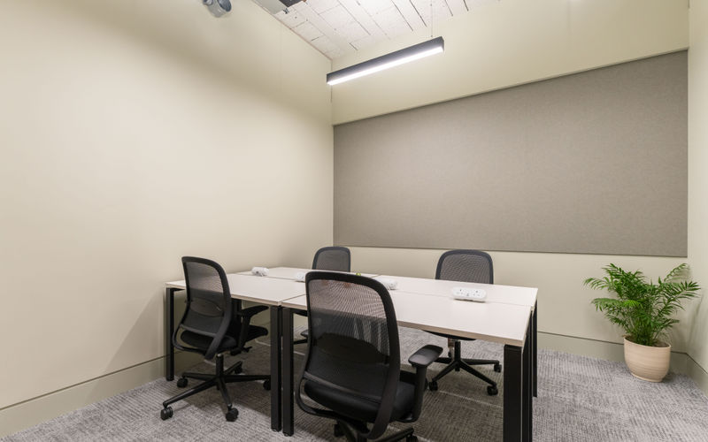 10 South Parade, Leeds Image 4