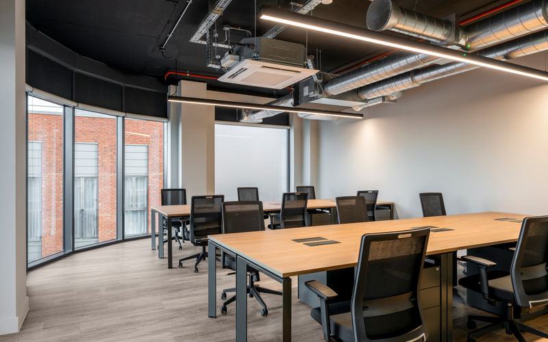 Victoria St Jubilee Square, St Albans Image 10